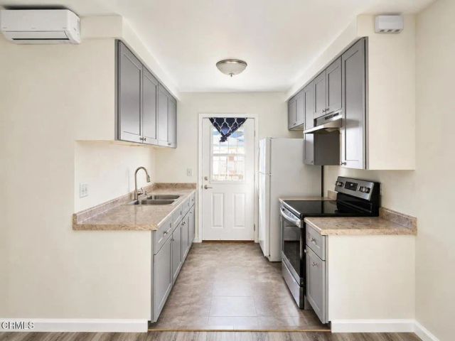 1107 Carlsbad Place, Ventura, CA 93003