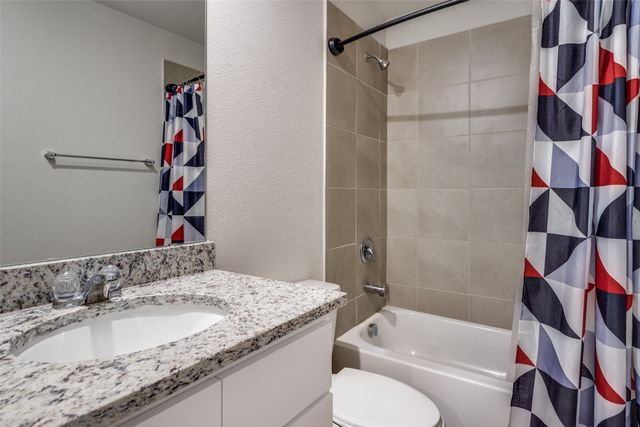 107 Annabelle Street, Cleburne, TX 76031