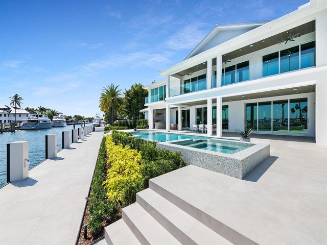 1822 SE 9th Street, Fort Lauderdale, FL 33316