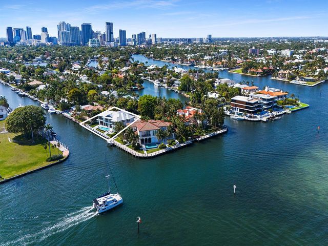 1822 SE 9th Street, Fort Lauderdale, FL 33316
