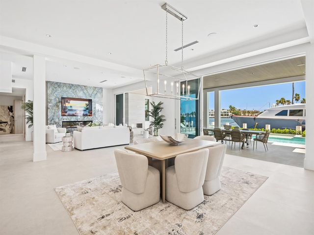 1822 SE 9th Street, Fort Lauderdale, FL 33316