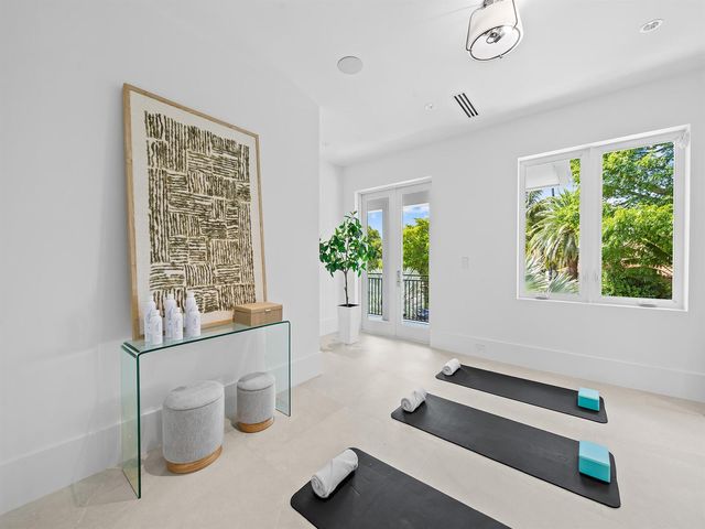 1822 SE 9th Street, Fort Lauderdale, FL 33316