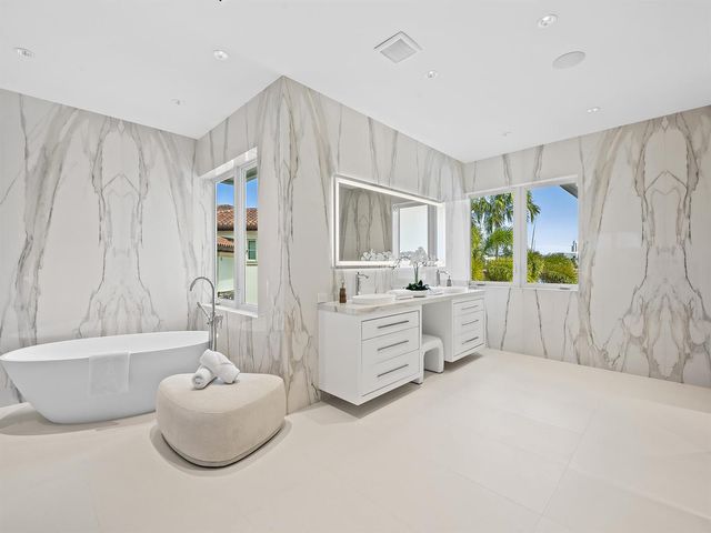 1822 SE 9th Street, Fort Lauderdale, FL 33316