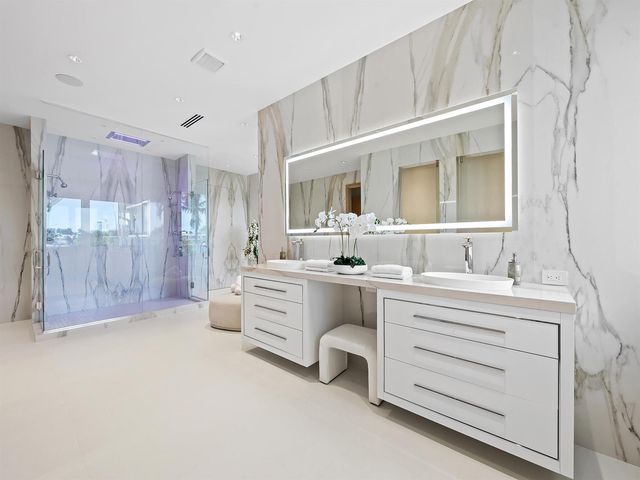 1822 SE 9th Street, Fort Lauderdale, FL 33316