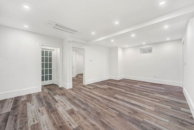 20 Albion Pl, Newton, MA 02459