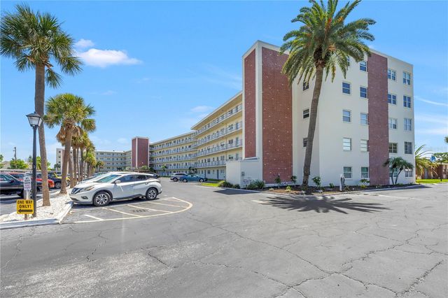 5575 GULF BOULEVARD 426, St Pete Beach, FL 33706