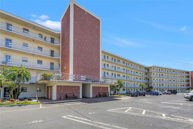 5575 GULF BOULEVARD 426, St Pete Beach, FL 33706