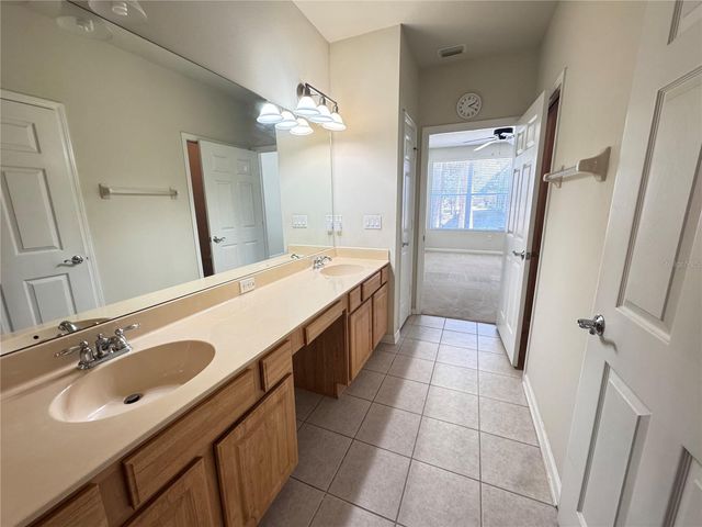 2257 KINGS PALACE DRIVE, Riverview, FL 33578