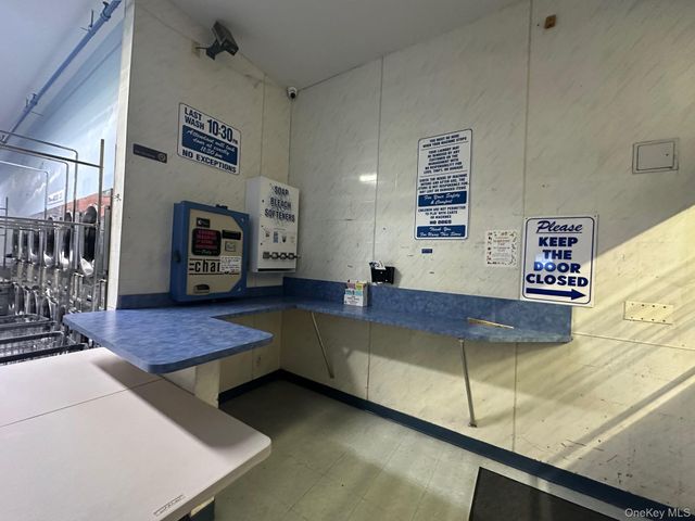 1688 Central Park Ave, Yonkers, NY 10710