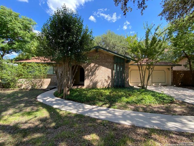 6718 N FOREST BND, San Antonio, TX 78240