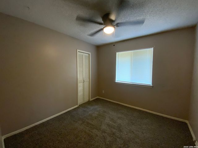 6718 N FOREST BND, San Antonio, TX 78240