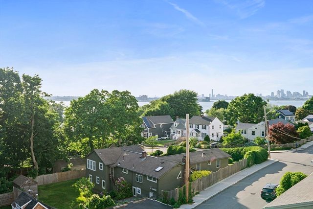 122 Parke Ave, Quincy, MA 02171