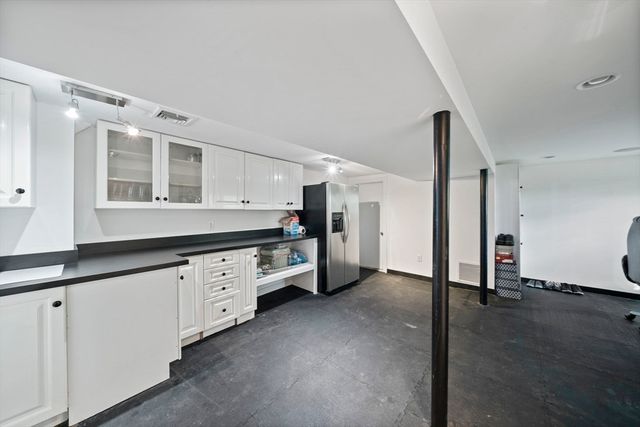 122 Parke Ave, Quincy, MA 02171