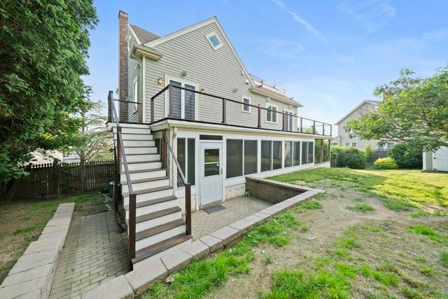 122 Parke Ave, Quincy, MA 02171