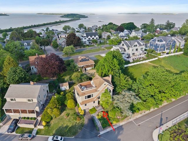 122 Parke Ave, Quincy, MA 02171