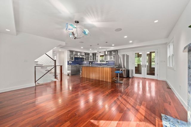 122 Parke Ave, Quincy, MA 02171
