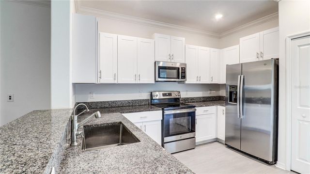 36427 GARDEN WALL WAY, Zephyrhills, FL 33541