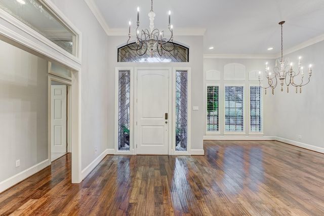 338 Timbercreek Drive, Lake Jackson, TX 77566