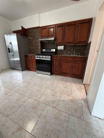 6020 60th Street, Maspeth, NY 11378