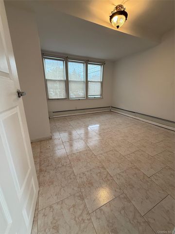 6020 60th Street, Maspeth, NY 11378