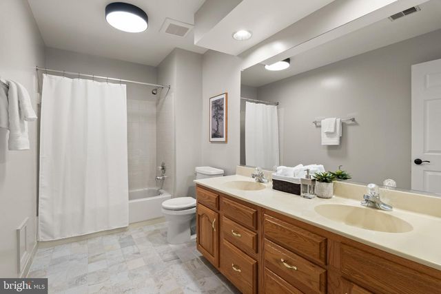 43448 COLTER CT, Ashburn, VA 20147