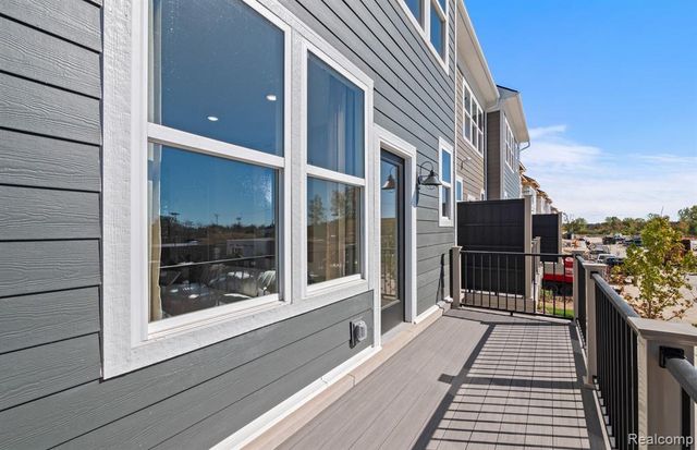 25412 Orwell Street, Novi, MI 48375