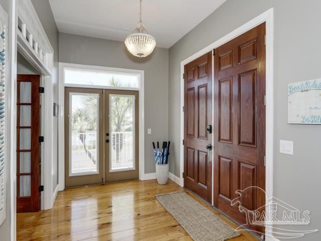 7652 Key West Dr, Navarre Beach, FL 32566