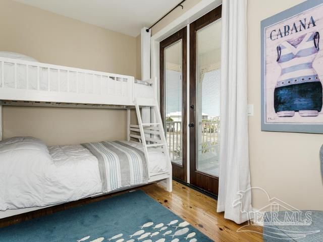 7652 Key West Dr, Navarre Beach, FL 32566