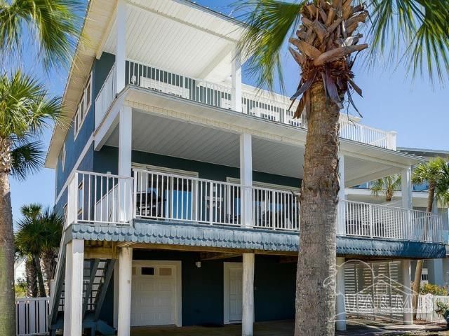 7652 Key West Dr, Navarre Beach, FL 32566