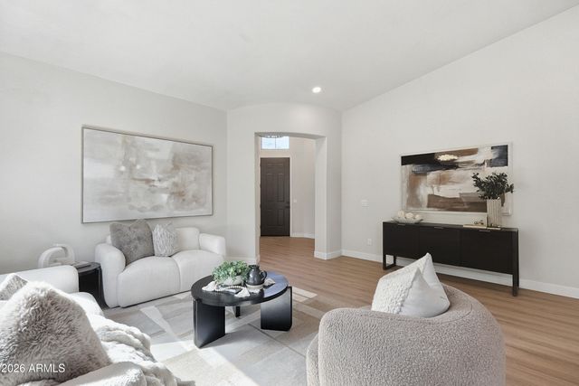 7805 S 21ST Drive, Phoenix, AZ 85041