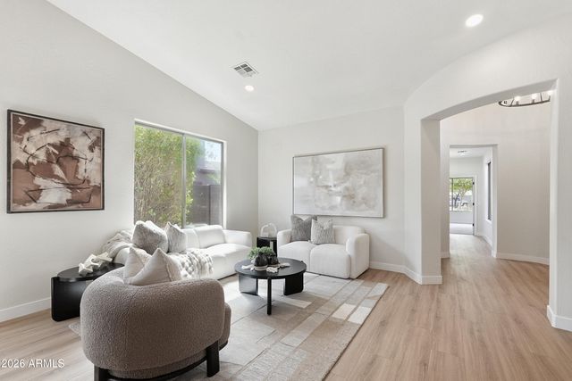 7805 S 21ST Drive, Phoenix, AZ 85041