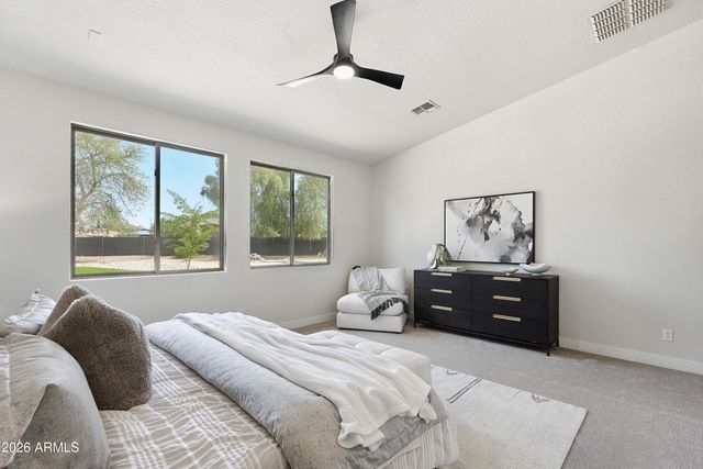 7805 S 21ST Drive, Phoenix, AZ 85041