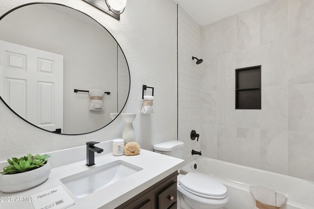 7805 S 21ST Drive, Phoenix, AZ 85041