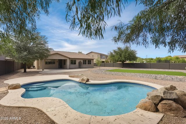 7805 S 21ST Drive, Phoenix, AZ 85041