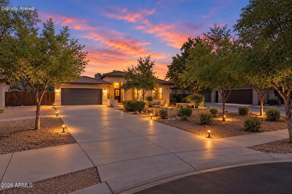 7805 S 21ST Drive, Phoenix, AZ 85041