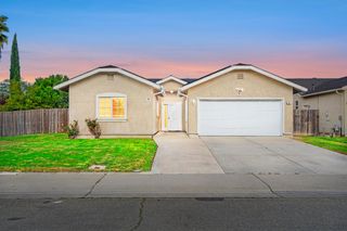 6 Granville Ct, Sacramento, CA 95838