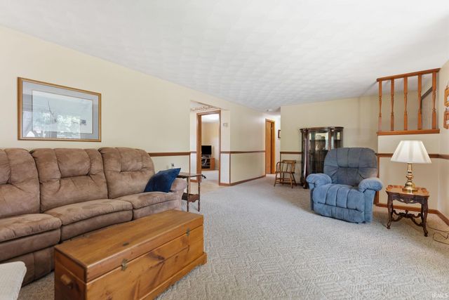1716 Mayfield Common, Goshen, IN 46526