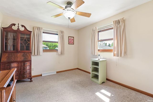 1716 Mayfield Common, Goshen, IN 46526