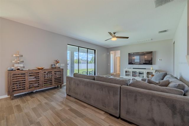 1686 CHERRY WALK ROAD, Lutz, FL 33558