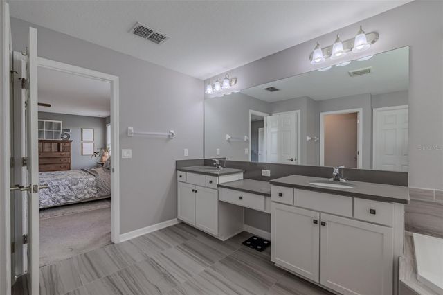 1686 CHERRY WALK ROAD, Lutz, FL 33558