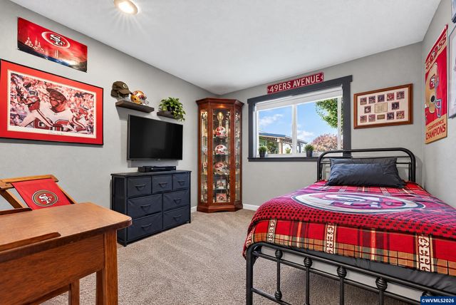 2076 Quail Run Av, Stayton, OR 97383