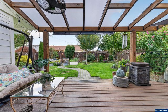 2076 Quail Run Av, Stayton, OR 97383