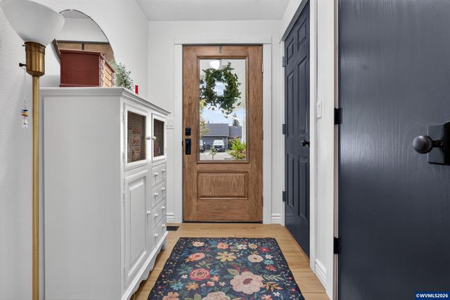 2076 Quail Run Av, Stayton, OR 97383