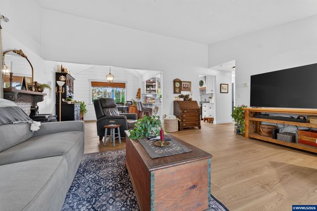 2076 Quail Run Av, Stayton, OR 97383