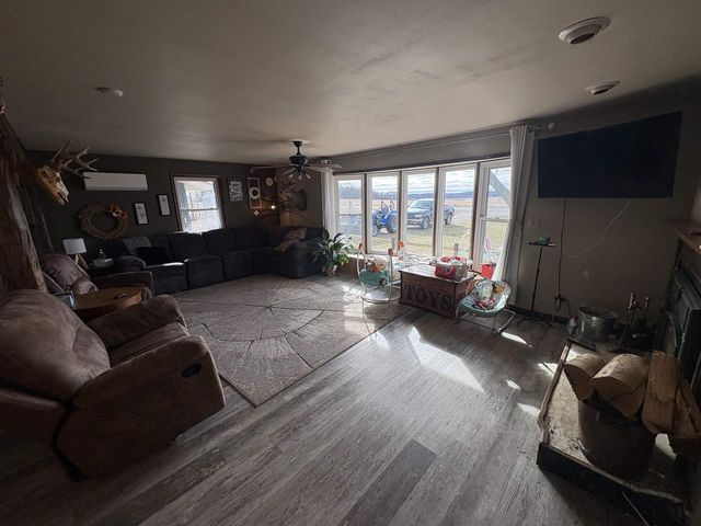 W8166 BELLE PLAINE AVENUE, Shawano, WI 54166