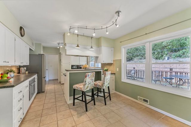 740 Mississippi Blvd Boulevard, Bettendorf, IA 52722