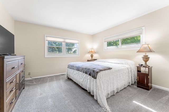 740 Mississippi Blvd Boulevard, Bettendorf, IA 52722