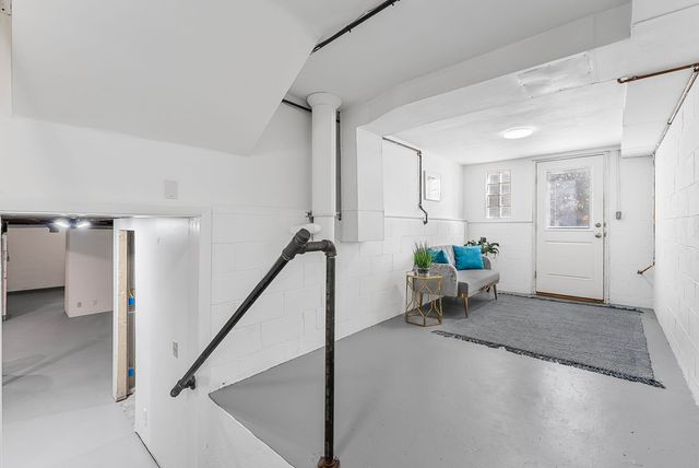 740 Mississippi Blvd Boulevard, Bettendorf, IA 52722