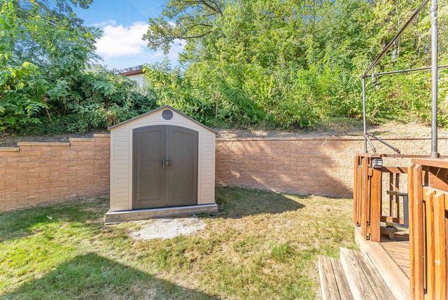 740 Mississippi Blvd Boulevard, Bettendorf, IA 52722