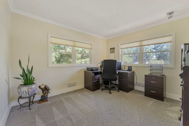 740 Mississippi Blvd Boulevard, Bettendorf, IA 52722